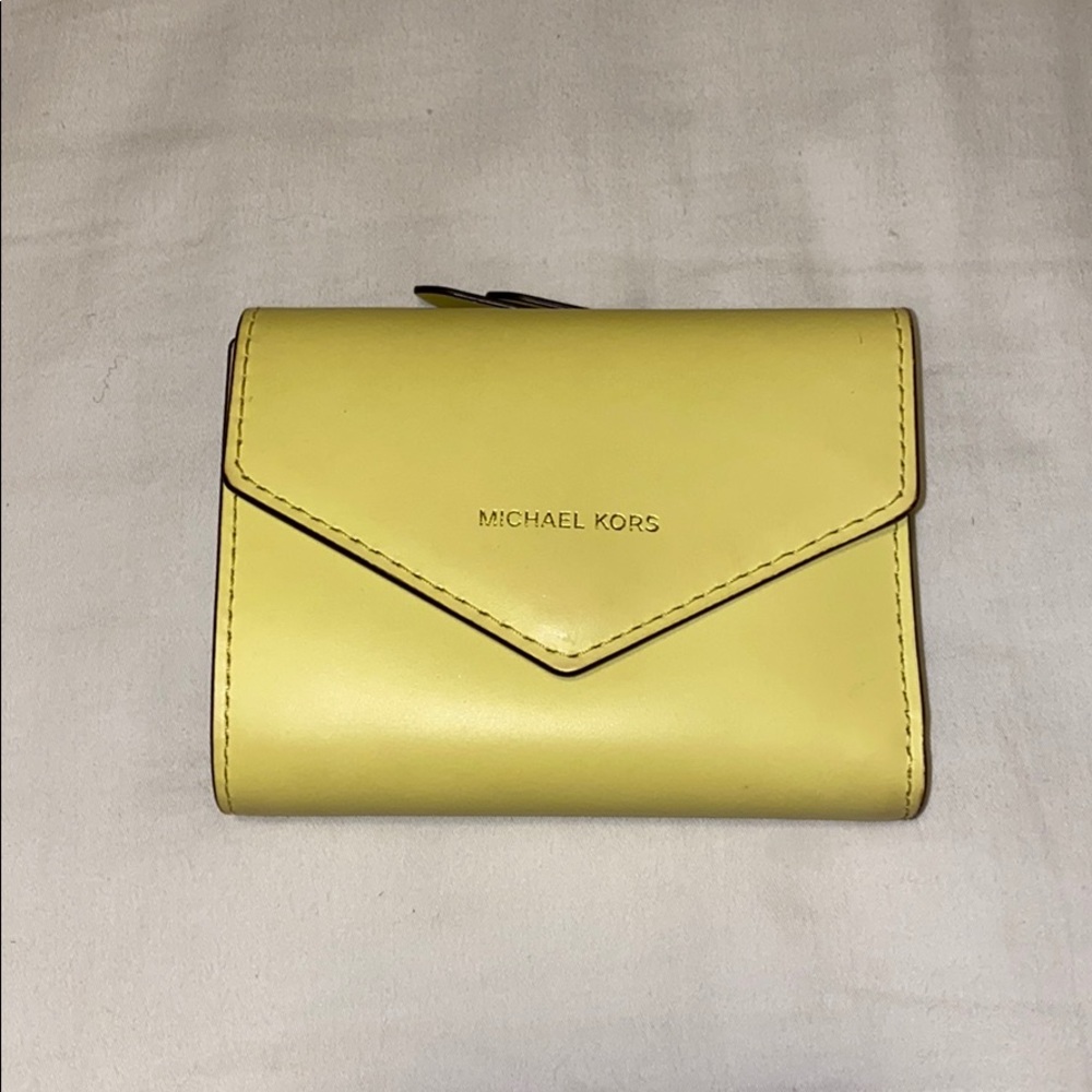 Michael Kors small leather envelopes wallet